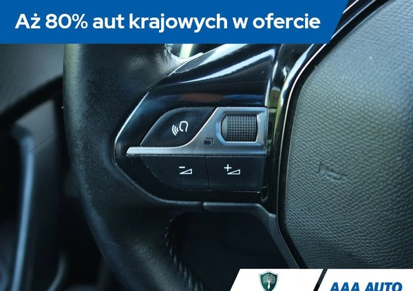 Peugeot 2008 cena 65000 przebieg: 145113, rok produkcji 2020 z Łazy małe 407